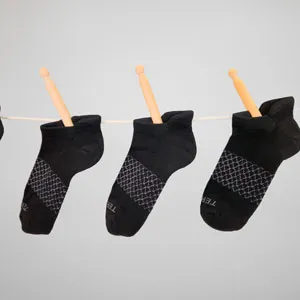 TEREKS PowerStride Performance Tab Socks Black Clothesline